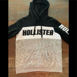 Hollister Sweatshirt